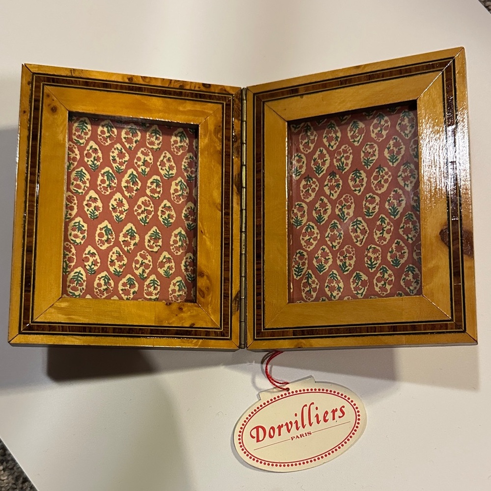 Dorvilliers Wooden Double Picture Frame